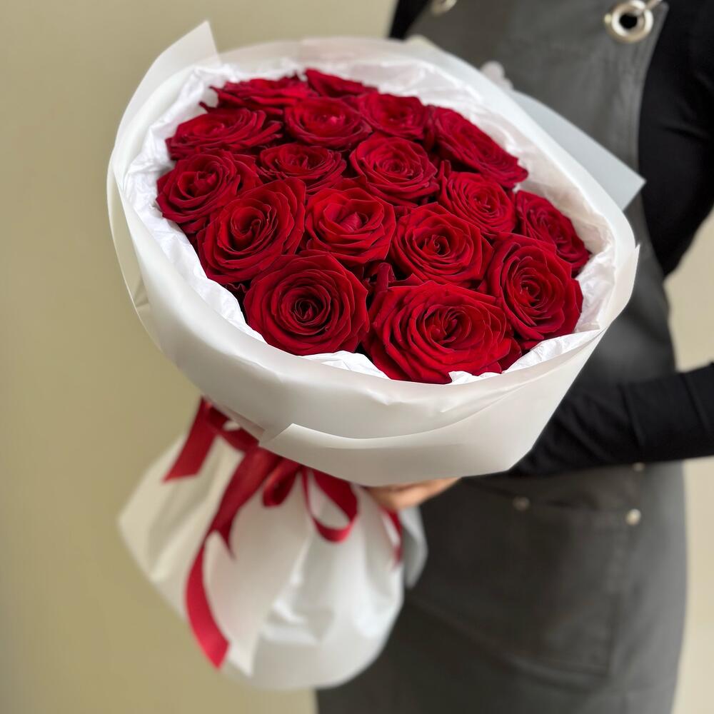 Букет из 17 импортных роз