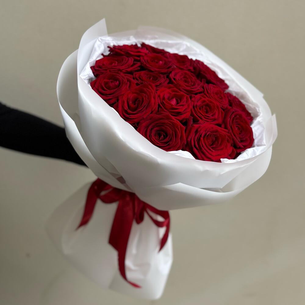 Букет из 17 импортных роз 3